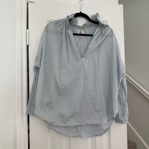 A Shirt Thing Blue Ruffled Collar Shirt Size M/L